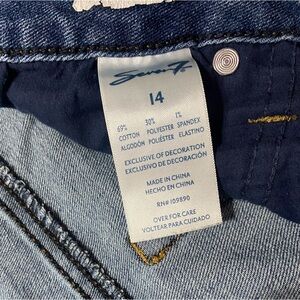 Women’s shorts brand Seven size 14